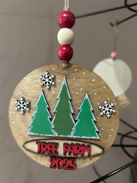 HAND PAINTED WOOD ORNAMENT OR WOOD  KIT